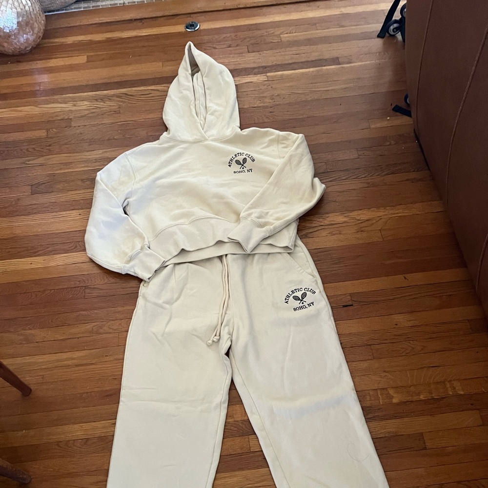 Abercrombie & Fitch hoodie and sweatpants set.